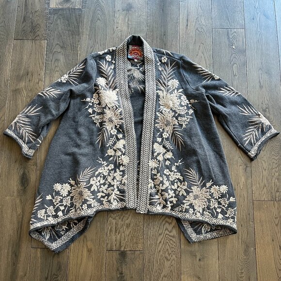 Johnny Was Othilia Embroidered Crane Kimono Cardigan Gray Cream Size S - Picture 2 of 8